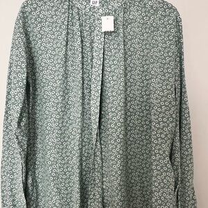 GAP Mint Green Daisy Print Top